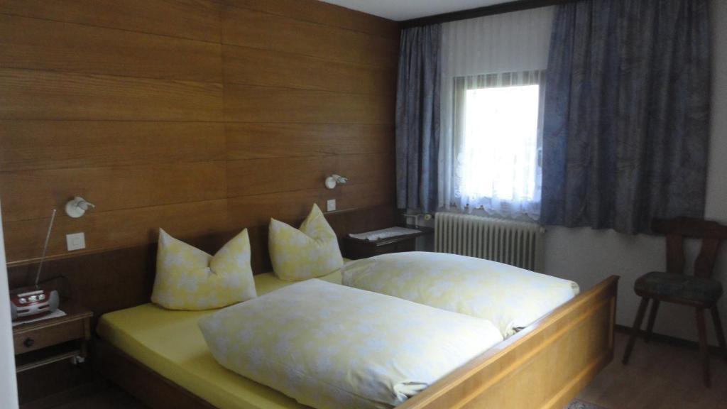 Neumann Apartment *